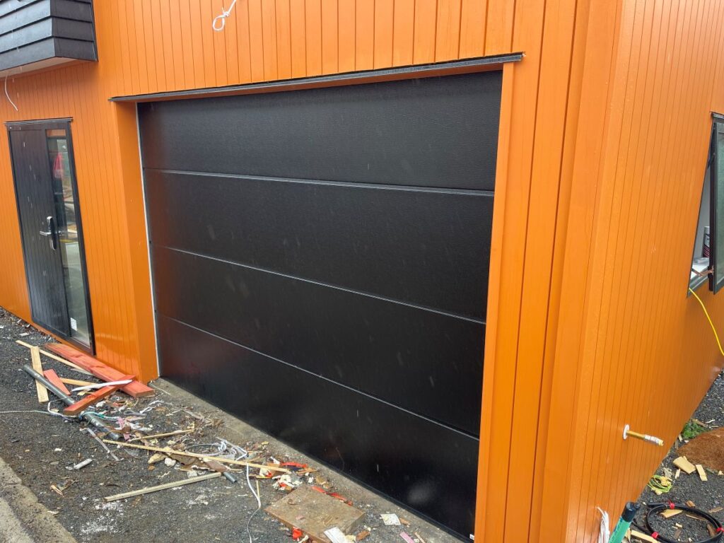 sectional garage door auckland