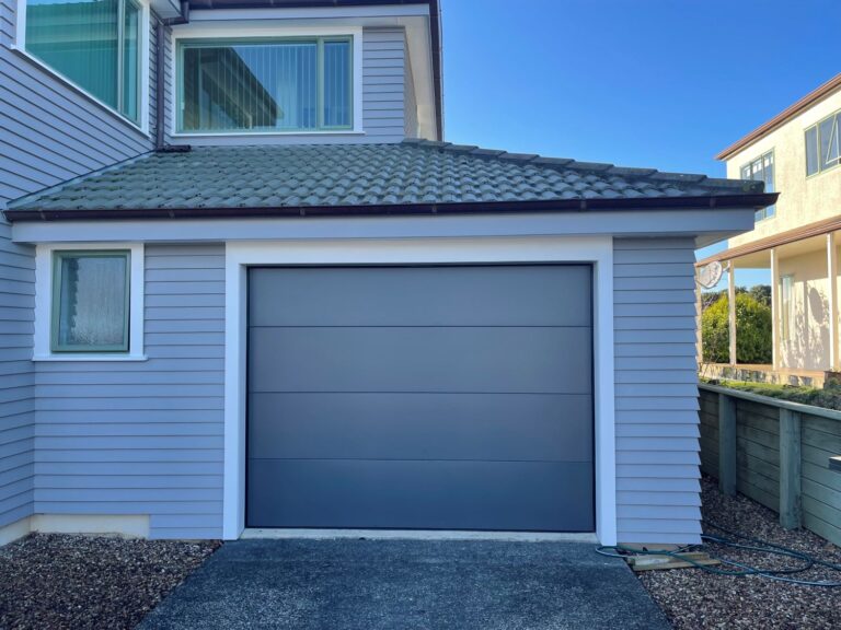 sectional garage door in Auckland